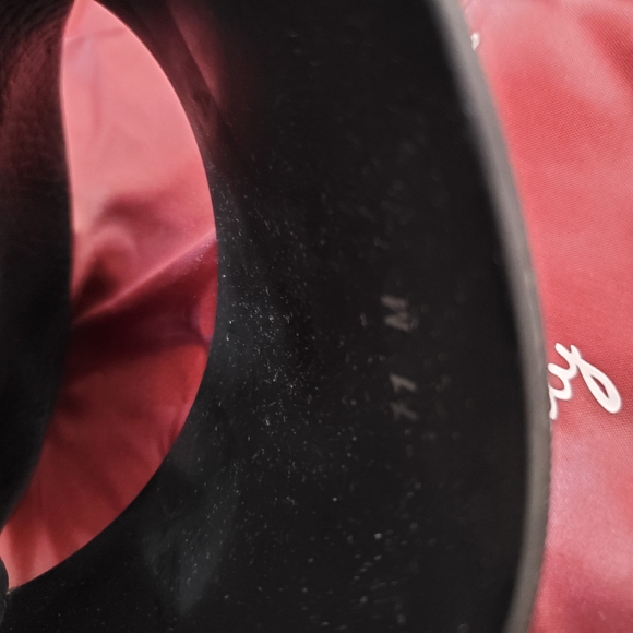 Men's FERRAGAMO Groove 2 Black and Maroon Gancini Pool Slide Sandals - Picture 7 of 10